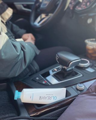 클림 9월 28일, 출시 손 세정의 번거로움을 없앤 핸드크림 — 5점을 준 리뷰어가 2021년 1월 올린 사용 사진