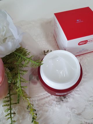 레드투래드 센서티브 슈퍼 크림 50ml — 4점을 준 리뷰어가 2021년 11월 올린 사용 사진