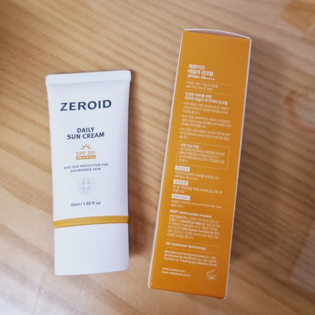 제로이드 데일리 선크림 SPF50+ PA++++ 50ml 리뷰 사진