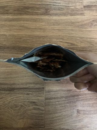 [보헤리] 국내산 강아지 육포간식 바삭 64 2종 — 4.5점을 준 리뷰어가 2022년 4월 올린 사용 사진