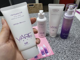 바르셀 톤업 무기자차 자외선차단제 순한 선크림 인텐시브 선 젠 50ml — 4점을 준 리뷰어가 2021년 11월 올린 사용 사진