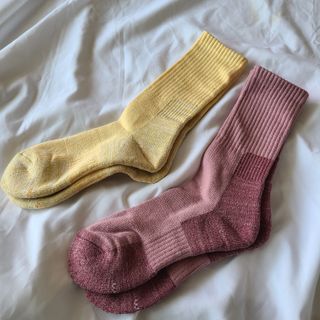 [사이즈가 있는 양말 필로이] 여자 트레킹 양말 3족 세트【 S, M, L 】3가지 사이즈_컬러 별로 1족씩 — 5점을 준 리뷰어가 2022년 10월 올린 사용 사진