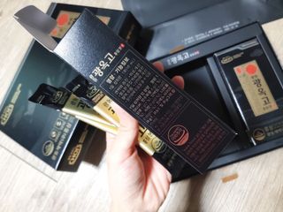 [광동제약] 광동 광옥고 홍삼 본 30포+쇼핑백 증정 — 5점을 준 리뷰어가 2021년 11월 올린 사용 사진