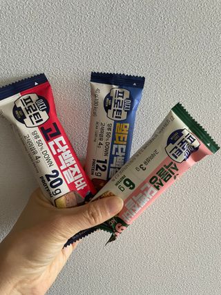 이지프로틴바 3종x각 2ea (고단백질바, 멀티단백질바, 식물성단백질바) — 5점을 준 리뷰어가 2024년 3월 올린 사용 사진