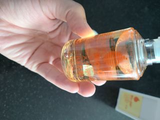 바이오오일 [바이오-오일] 스킨케어 오일 내추럴 60ml — 5점을 준 리뷰어가 2021년 11월 올린 사용 사진