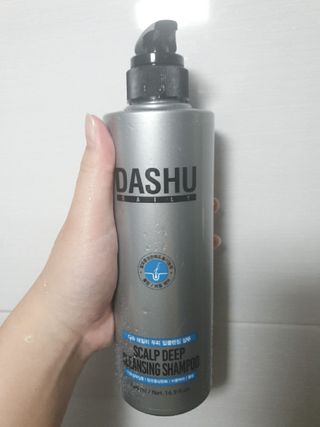 다슈코리아 다슈 데일리 두피 딥 클렌징 샴푸 500ml — 4점을 준 리뷰어가 2021년 3월 올린 사용 사진