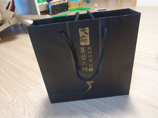 헬스업_천명진프리미엄홍삼스틱_10ml x 30포 — 5점을 준 리뷰어가 2021년 2월 올린 사용 사진