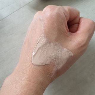 아이앤립 / EYENLIP 아이앤립 루센트 비비크림 2 Color — 5점을 준 리뷰어가 2021년 6월 올린 사용 사진