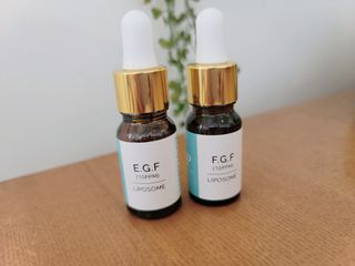 랑팡 EGF+FGF 10ppm 리포좀 앰플 원액 10ml — 4점을 준 리뷰어가 2021년 11월 올린 사용 사진