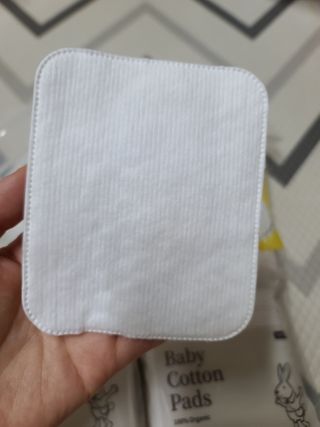 디어엘로디 프리미엄 유기농 베이비 솜티슈 40매 3 + 1 PACK — 5점을 준 리뷰어가 2021년 2월 올린 사용 사진