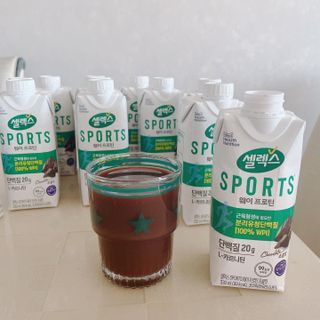 셀렉스스포츠 셀렉스 스포츠 드링크 초콜릿 _ 330ml x 12팩 — 5점을 준 리뷰어가 2021년 12월 올린 사용 사진