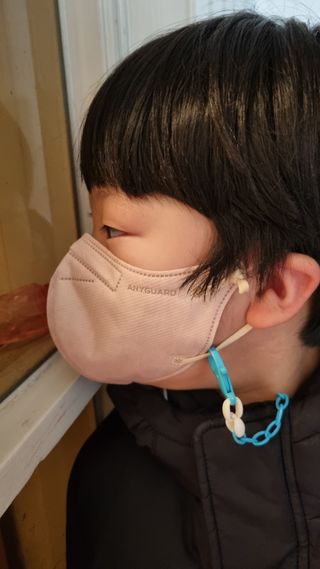 애니가드키즈 새부리형  소형L 5컬러 각 10매입 [크리미베이지, 코튼핑크, 블루레이크, 페일로즈, 민트그린] — 5점을 준 리뷰어가 2022년 2월 올린 사용 사진