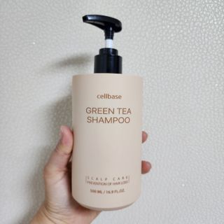 프리마인 더이상 뻣뻣하고 효과없는 탈모샴푸는 NO. 근본부터 케어하는 셀베이스 그린티샴푸(500ml) — 5점을 준 리뷰어가 2023년 5월 올린 사용 사진