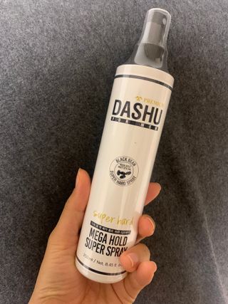 다슈코리아 다슈 포 맨 프리미엄 메가 홀드 슈퍼 스프레이 250ml — 5점을 준 리뷰어가 2021년 4월 올린 사용 사진