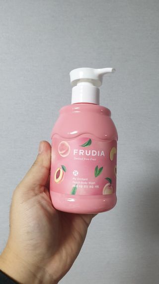 [후르디아] 복숭아 바디워시+바디에센스 세트 — 3.5점을 준 리뷰어가 2021년 9월 올린 사용 사진