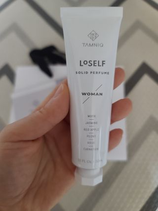 탐니크 러셀브 우먼 솔리드 퍼퓸 — 5점을 준 리뷰어가 2021년 1월 올린 사용 사진