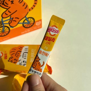 광동생활건강 [광동] 비타500데일리스틱  ★빼빼로데이★ 30포+70포+ 뚱랑이스티커+빼빼로+쇼핑백 — 5점을 준 리뷰어가 2022년 11월 올린 사용 사진