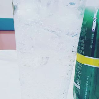 몽베스트 Montbest with Sparkling water Lime20병 — 5점을 준 리뷰어가 2021년 11월 올린 사용 사진