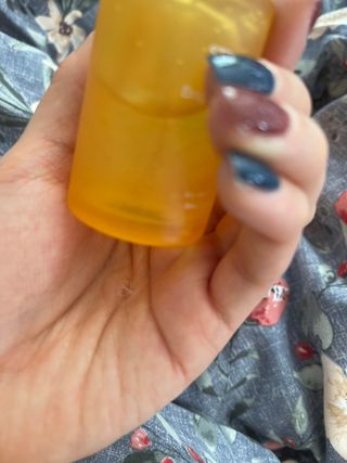 체르엠 스템앤셀 비타민 브라이트닝 에센스 30ml 1개 — 5점을 준 리뷰어가 2021년 11월 올린 사용 사진