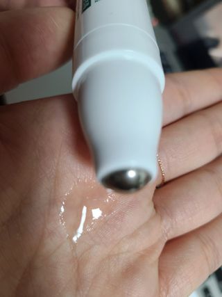 바이브랩 [탈모증상완화] 헤어라인 눈썹 두피앰플 — 5점을 준 리뷰어가 2022년 3월 올린 사용 사진