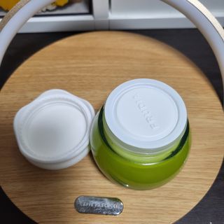 [후르디아] 민감피부 수분크림 비건 아보카도 크림 — 5점을 준 리뷰어가 2022년 8월 올린 사용 사진