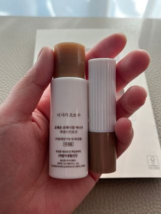 더사가오브수 [사가수] 효혜윤 보태니컬 에너지 에센스인로션 20ml /아이포올 스틱 3g — 4.5점을 준 리뷰어가 2023년 3월 올린 사용 사진