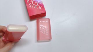 프리[원더에이드] 바디컷 스틱 — 5점을 준 리뷰어가 2024년 7월 올린 사용 사진