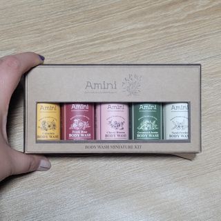아미니 플라워 테라피 바디워시  5종키트 — 5점을 준 리뷰어가 2020년 12월 올린 사용 사진