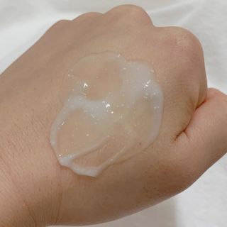 랑벨 수퍼내츄럴 아쿠아 수딩 크림 100ml — 5점을 준 리뷰어가 2022년 4월 올린 사용 사진