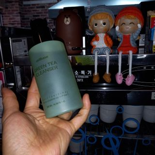 프리마인 메이크업과 들뜨는 각질까지 한방에 깐달걀로! 순하기까지한 셀베이스 그린티클렌저(200ml) — 5점을 준 리뷰어가 2023년 5월 올린 사용 사진