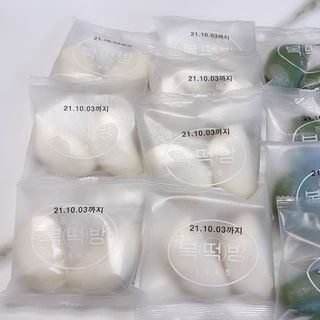 종로복떡방 레트로 3총사 바람떡 세트 — 5점을 준 리뷰어가 2021년 4월 올린 사용 사진