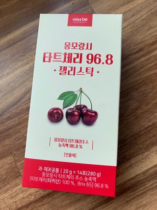 미스비 몽모랑시 타트체리 96.8 젤리스틱 — 5점을 준 리뷰어가 2021년 2월 올린 사용 사진