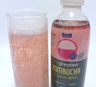 더그레잇티 콤부차 [매일유업] 더그레잇티 44kcal 콤부차 300ml *12개입 (오리지널 6개+베리리치 6개) — 5점을 준 리뷰어가 2023년 7월 올린 사용 사진