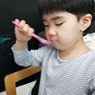 LIVE 매일바이오 토핑요거트 — 5점을 준 리뷰어가 2022년 4월 올린 사용 사진