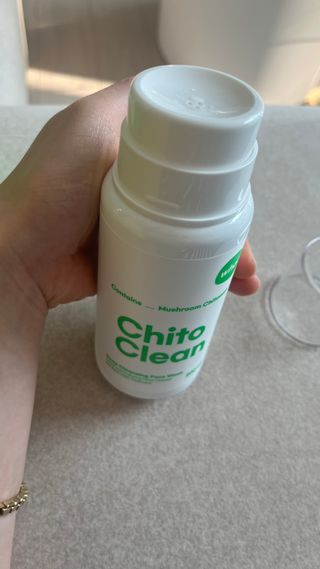 whol 키토클린 200ml - 항균항바이러스 강아지 눈 코 입 귀 세정탈취 고양이 턱드름제거 무향 워터리스 대용량 — 5점을 준 리뷰어가 2023년 2월 올린 사용 사진