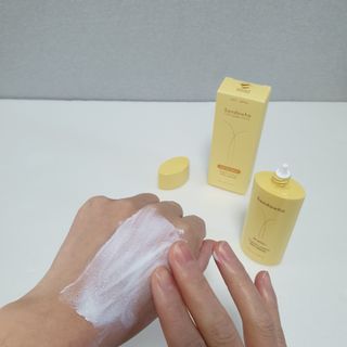 스킨큐어 산다화 유기농 레몬썬크림 — 5점을 준 리뷰어가 2022년 4월 올린 사용 사진