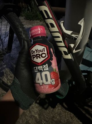 닥터유 프로 단백질드링크 40g 딸기 — 5점을 준 리뷰어가 2025년 7월 올린 사용 사진