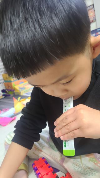 [이뮤니티플러스]우리아이 면역오키, 건강오키 _ 키즈오키 비타민초코홍삼 10포 1box — 4.5점을 준 리뷰어가 2022년 1월 올린 사용 사진