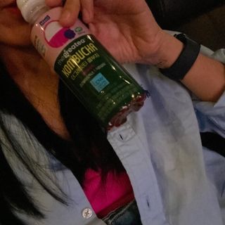 더그레잇티 콤부차 [매일유업] 더그레잇티 44kcal 콤부차 300ml *12개입 (오리지널 6개+베리리치 6개) — 5점을 준 리뷰어가 2023년 7월 올린 사용 사진