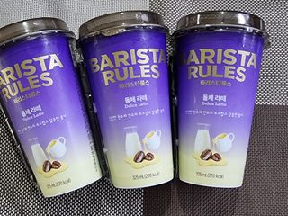 바리스타룰스 돌체 라떼 — 4점을 준 리뷰어가 2023년 4월 올린 사용 사진