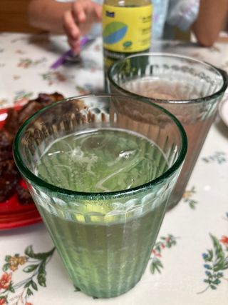 더그레잇티 콤부차 [매일유업] 더그레잇티 44kcal 콤부차 300ml *12개입 (오리지널 6개+베리리치 6개) — 5점을 준 리뷰어가 2023년 7월 올린 사용 사진