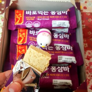 씨알푸드 건강기능식품 6년근 홍삼 함유, 바로먹는 홍삼바 30g 12개입 — 5점을 준 리뷰어가 2022년 3월 올린 사용 사진