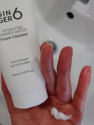 GINGER6 하이드레이팅 진저 워터 폼클렌징 — 5점을 준 리뷰어가 2021년 9월 올린 사용 사진