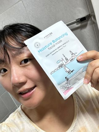 세뚜아(Cettua) [세뚜아] 모이스처 밸런싱 페이셜 마스크 Cettua Moisture Balancing Facial Mask 5매 — 5점을 준 리뷰어가 2024년 4월 올린 사용 사진