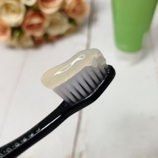 방방곳곳 편림오일 편림치드 치약 — 5점을 준 리뷰어가 2022년 7월 올린 사용 사진