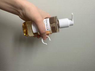 스킨1004 [SKIN1004] 마다가스카르 센텔라 라이트 클렌징 오일 200ml — 5점을 준 리뷰어가 2024년 7월 올린 사용 사진