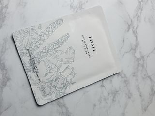 리브얼 | LIVALL 바이오셀룰로오스 마스크 레스트 앤 글로우 33ml  x 3개입 — 5점을 준 리뷰어가 2022년 7월 올린 사용 사진