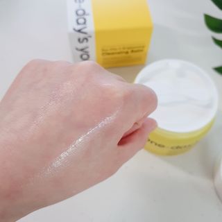 원데이즈유 프로 바이타 씨 브라이트닝 클렌징 밤 — 4점을 준 리뷰어가 2021년 2월 올린 사용 사진