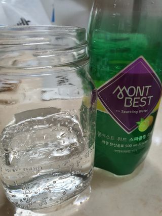 몽베스트 Montbest with Sparkling water Lemon OR Lime 20병(랜덤) — 5점을 준 리뷰어가 2022년 9월 올린 사용 사진