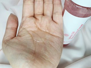 아이앤립 / EYENLIP 아이앤립 연어오일 리바이탈라이징 토너+앰플+크림 3종 세트 — 4점을 준 리뷰어가 2021년 6월 올린 사용 사진